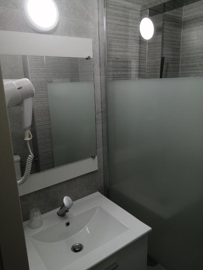 Contact Hotel Arc-En-Ciel - Reouverture - Entierement Renove Mulhouse Exterior foto