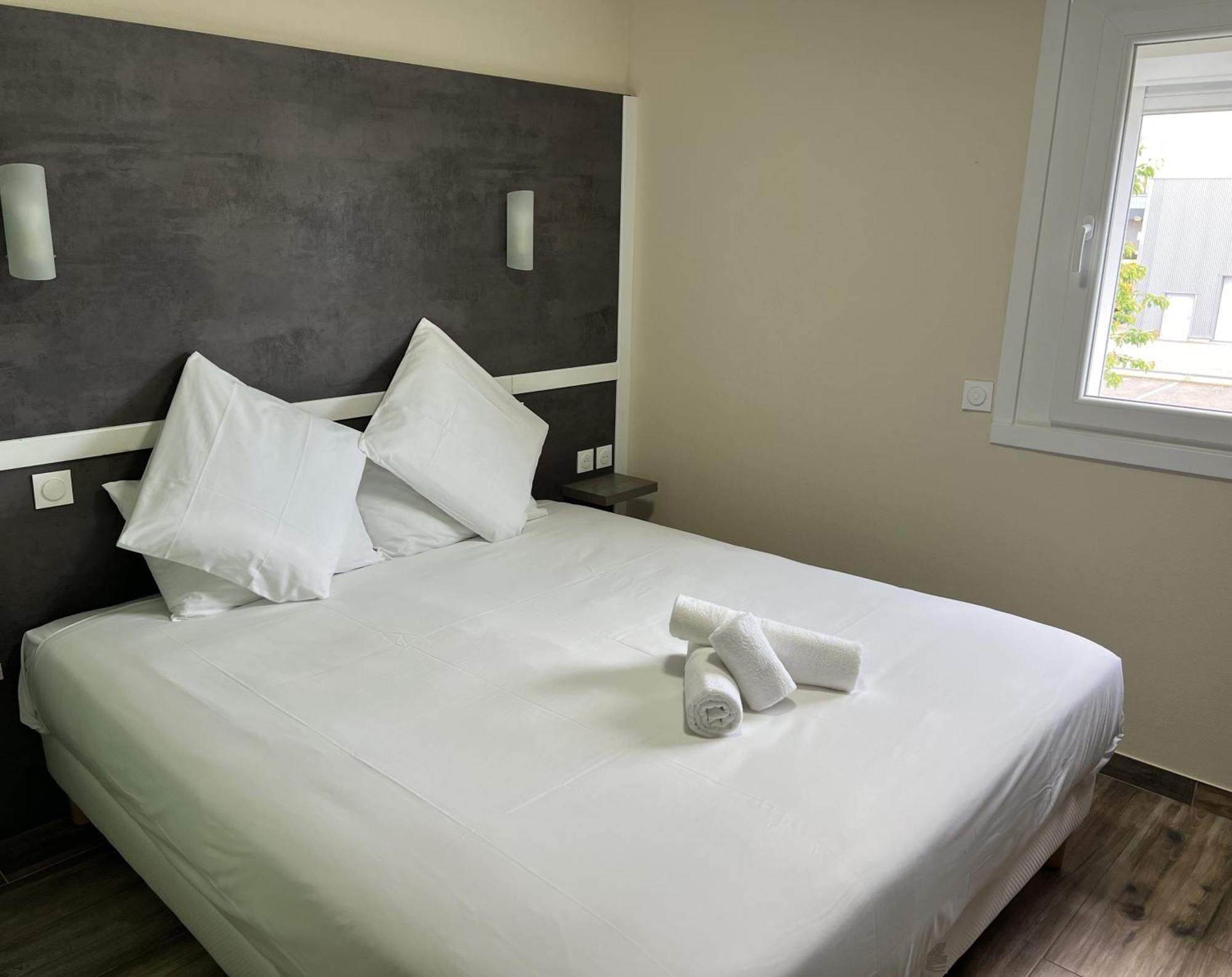 Contact Hotel Arc-En-Ciel - Reouverture - Entierement Renove Mulhouse Exterior foto